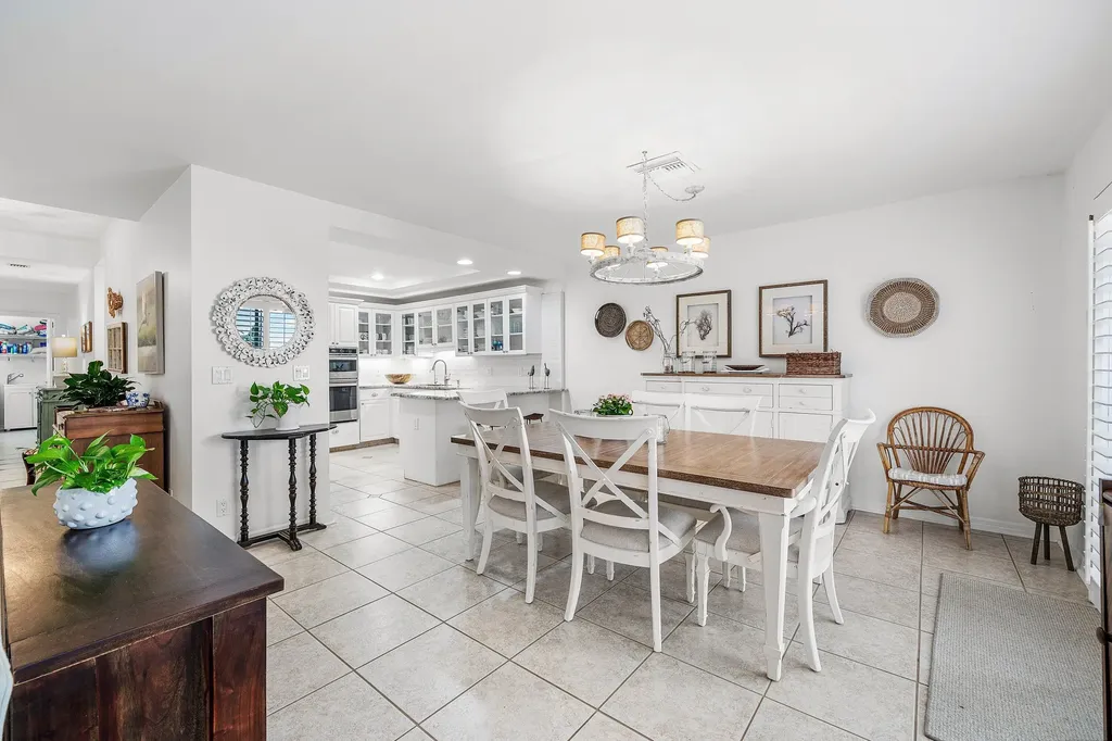 5560 N Ocean Boulevard Ocean Ridge FL 33435