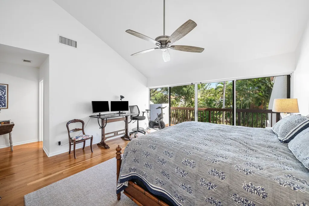 5560 N Ocean Boulevard Ocean Ridge FL 33435