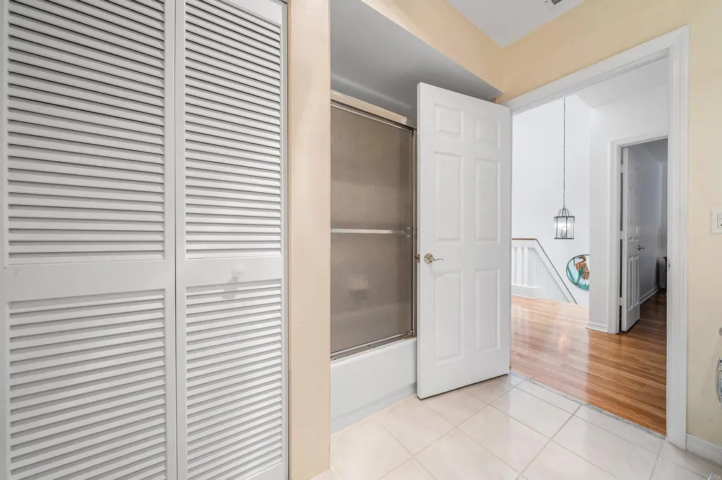 5560 N Ocean Boulevard Ocean Ridge FL 33435