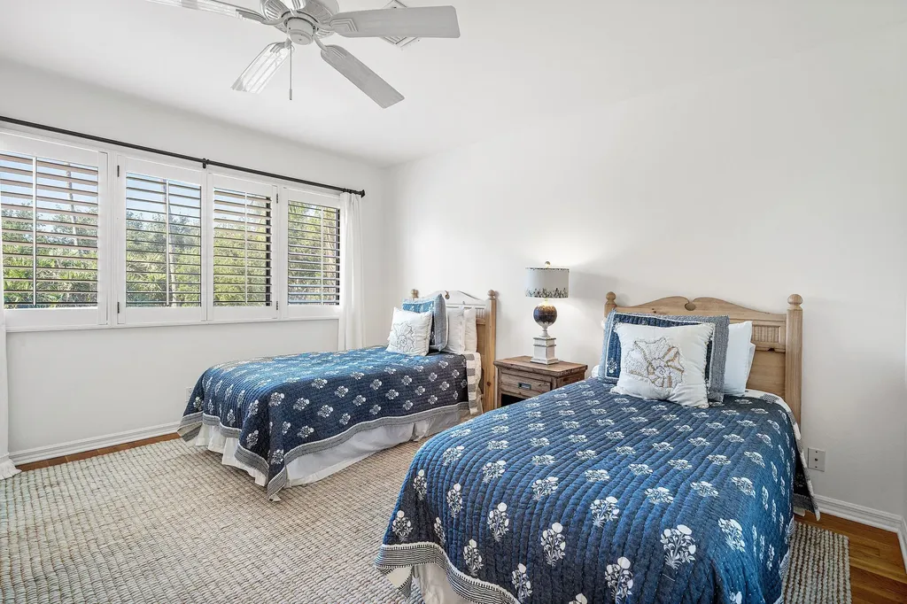 5560 N Ocean Boulevard Ocean Ridge FL 33435