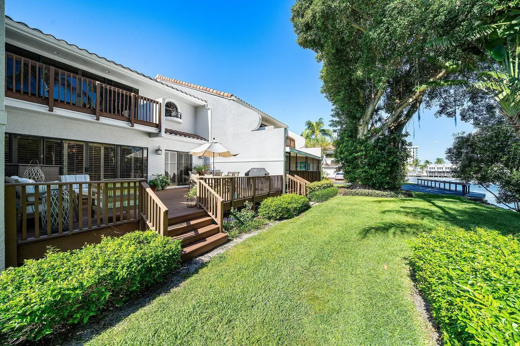 5560 N Ocean Boulevard Ocean Ridge FL 33435