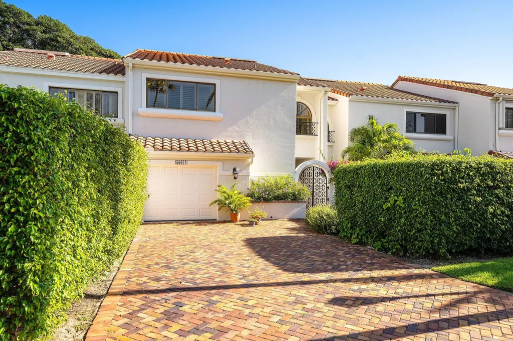 5560 N Ocean Boulevard Ocean Ridge FL 33435
