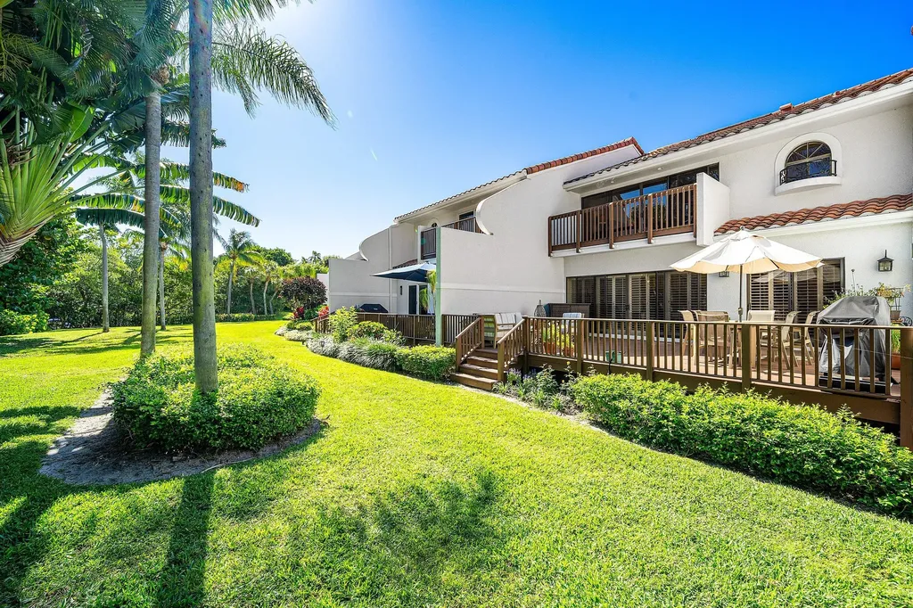5560 N Ocean Boulevard Ocean Ridge FL 33435