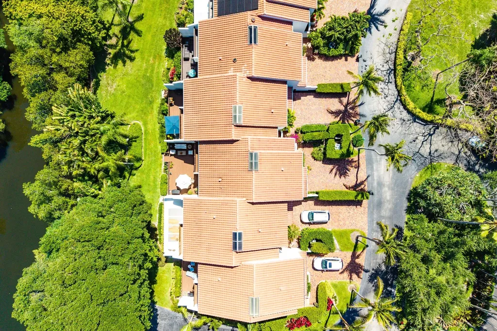 5560 N Ocean Boulevard Ocean Ridge FL 33435