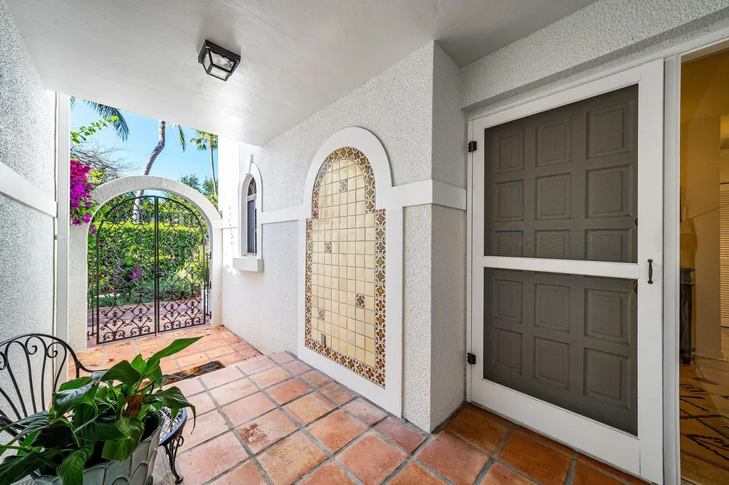5560 N Ocean Boulevard Ocean Ridge FL 33435