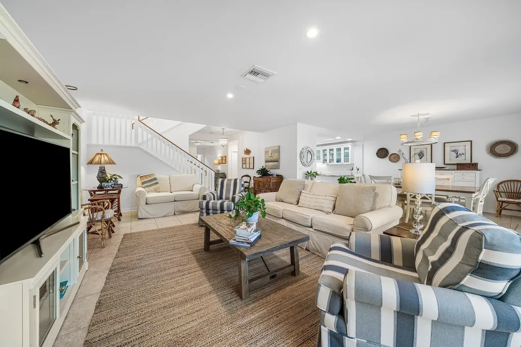 5560 N Ocean Boulevard Ocean Ridge FL 33435