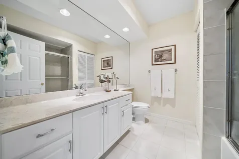 5560 N Ocean Boulevard Ocean Ridge FL 33435