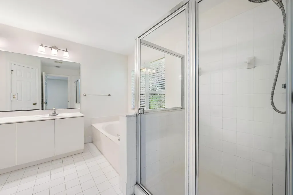 9091 Villa Palma Lane Palm Beach Gardens FL 33418