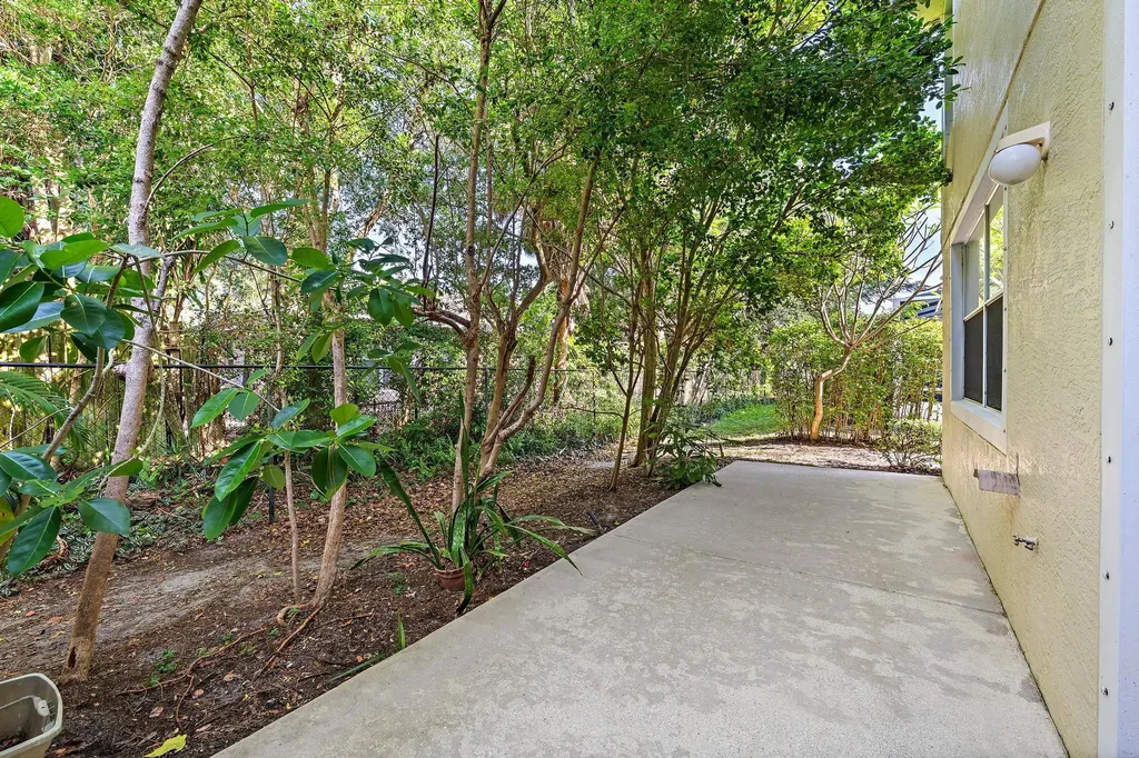 9091 Villa Palma Lane Palm Beach Gardens FL 33418