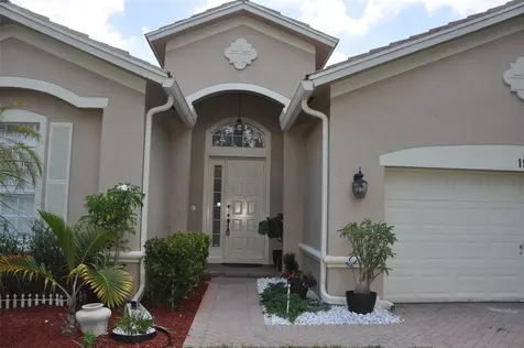 19496 S Whitewater Avenue Weston FL 33332