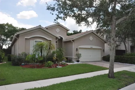 19496 S Whitewater Avenue Weston FL 33332