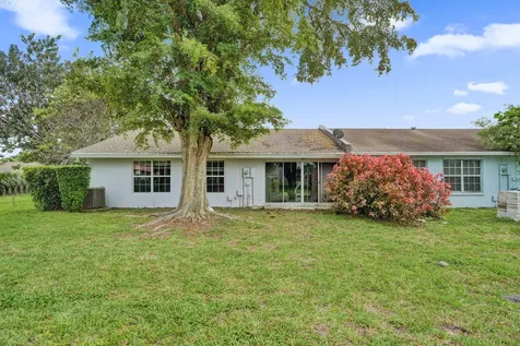 5544 Lakewood Circle S Margate FL 33063
