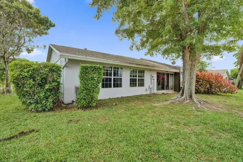 5544 Lakewood Circle S Margate FL 33063