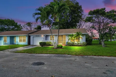 5544 Lakewood Circle S Margate FL 33063