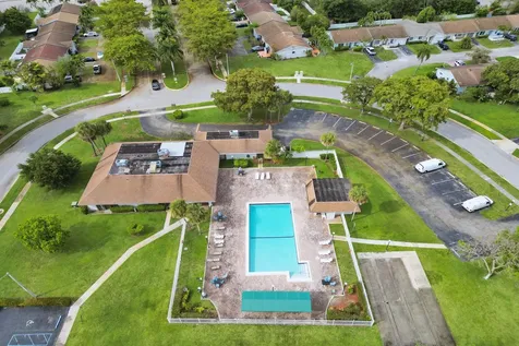 5544 Lakewood Circle S Margate FL 33063