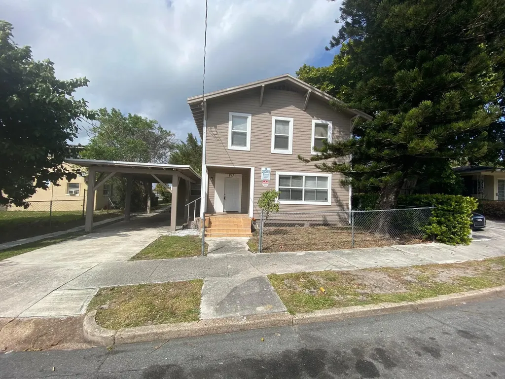 817 NW 7th Street West Palm Beach FL 33401