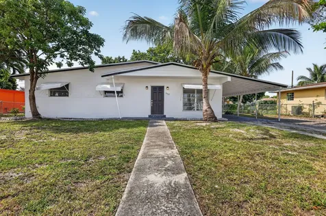 3830 SW 30th Street Hollywood FL 33023