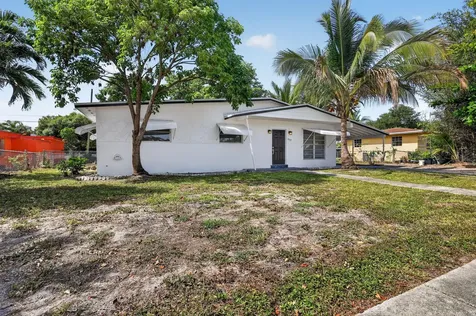 3830 SW 30th Street Hollywood FL 33023