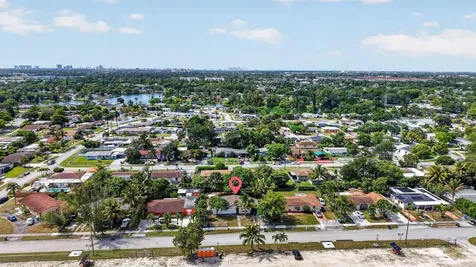 3830 SW 30th Street Hollywood FL 33023