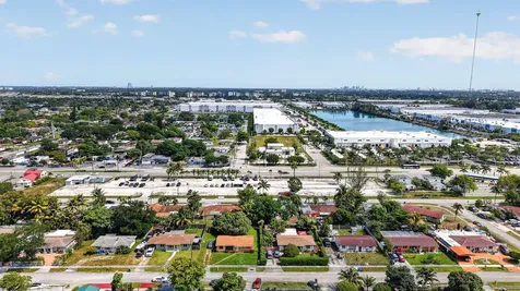 3830 SW 30th Street Hollywood FL 33023