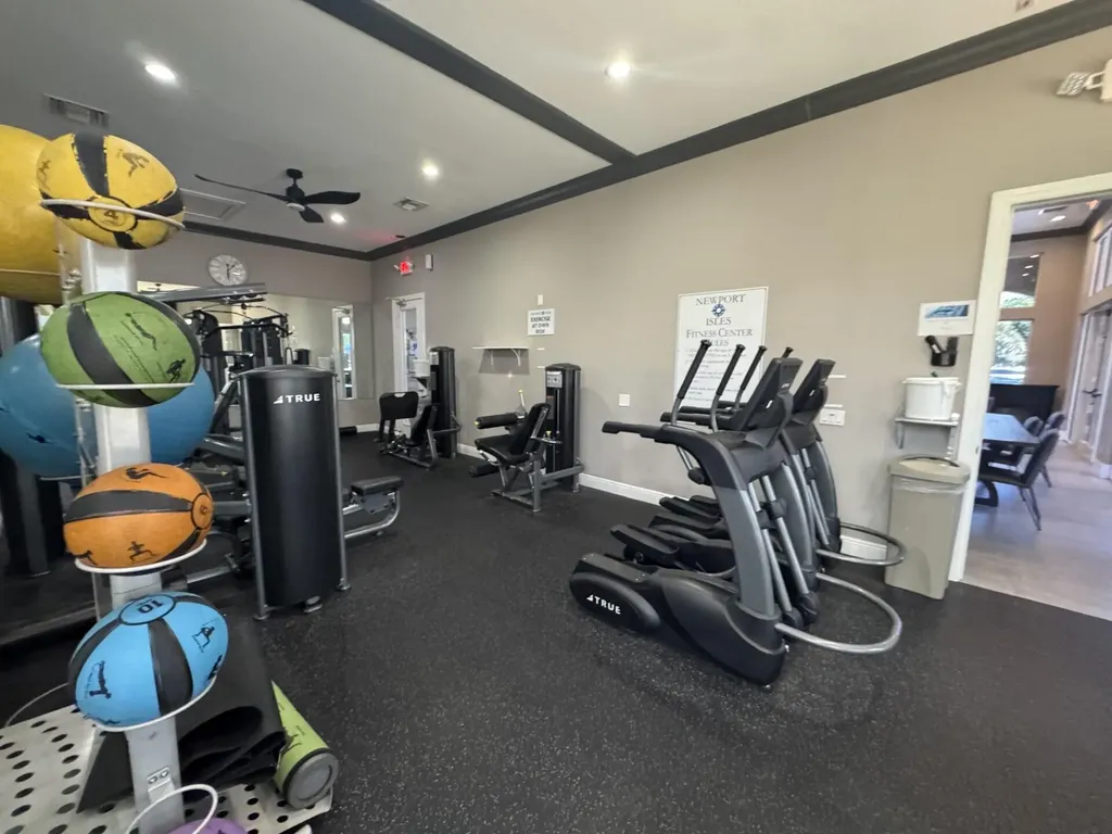 1804 SW Jamesport Drive Port St Lucie FL 34953