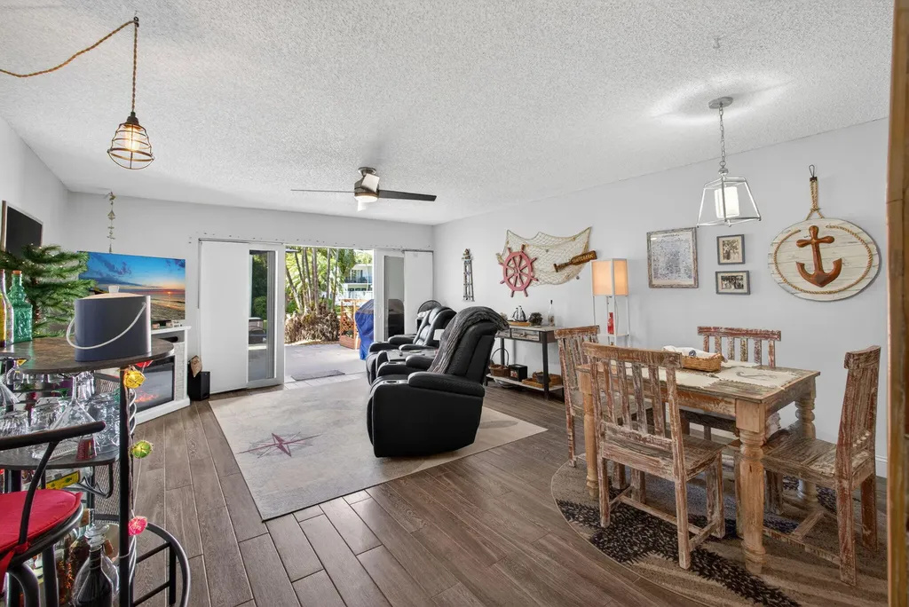 390 Golfview Road North Palm Beach FL 33408