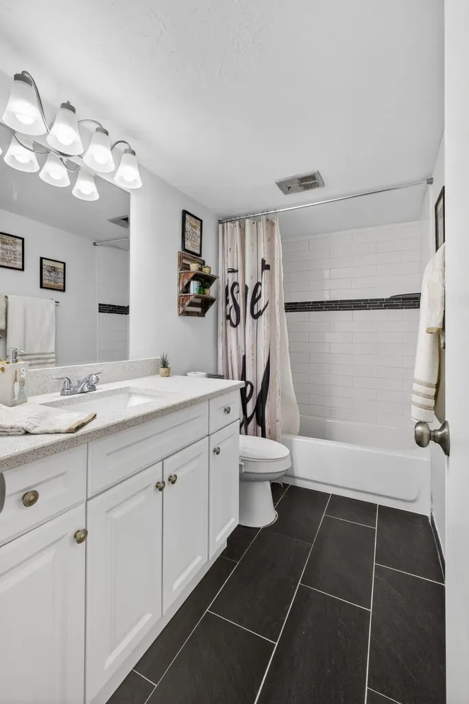 390 Golfview Road North Palm Beach FL 33408