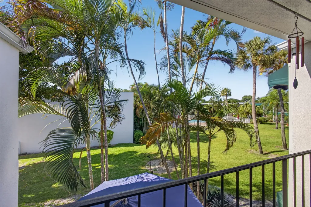 390 Golfview Road North Palm Beach FL 33408