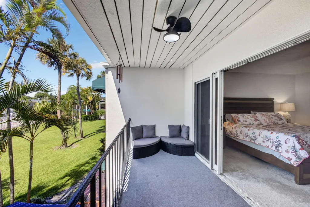 390 Golfview Road North Palm Beach FL 33408