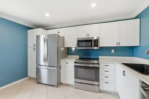 6901 SE Constitution Boulevard Hobe Sound FL 33455