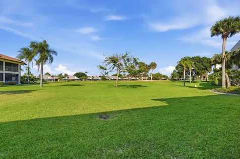 6901 SE Constitution Boulevard Hobe Sound FL 33455