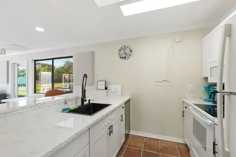 6901 SE Constitution Boulevard Hobe Sound FL 33455