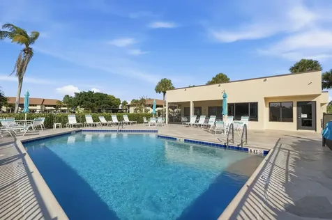 6901 SE Constitution Boulevard Hobe Sound FL 33455