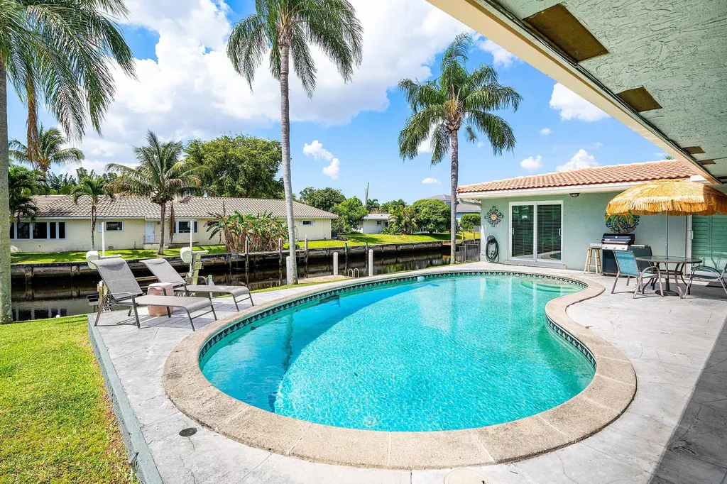 598 W Palmetto Park Road Boca Raton FL 33432