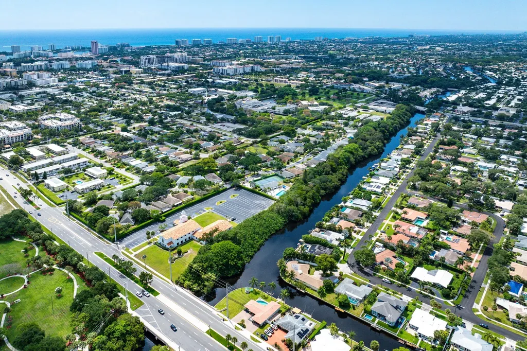 598 W Palmetto Park Road Boca Raton FL 33432