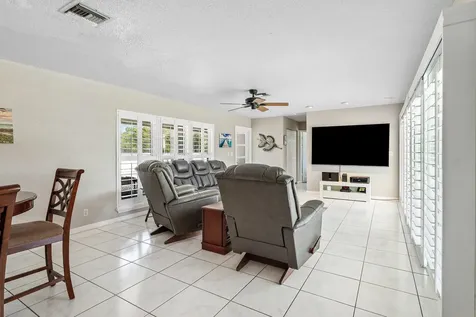 598 W Palmetto Park Road Boca Raton FL 33432