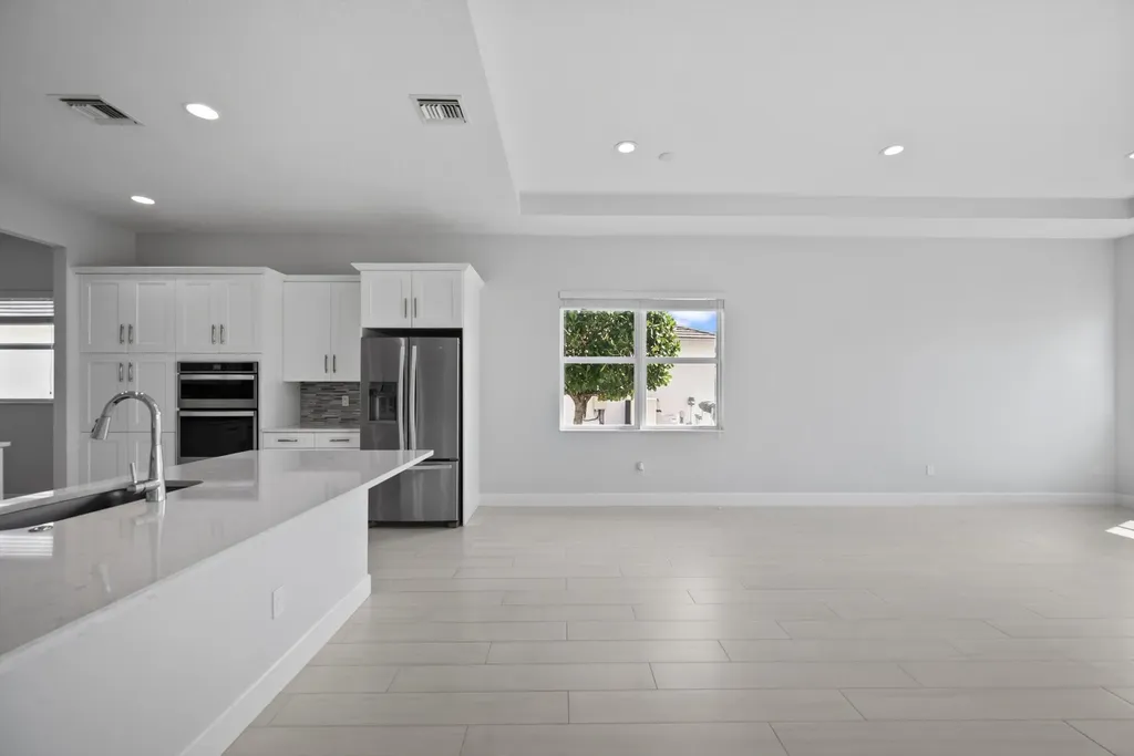 15208 Goldfinch Circle Westlake FL 33470
