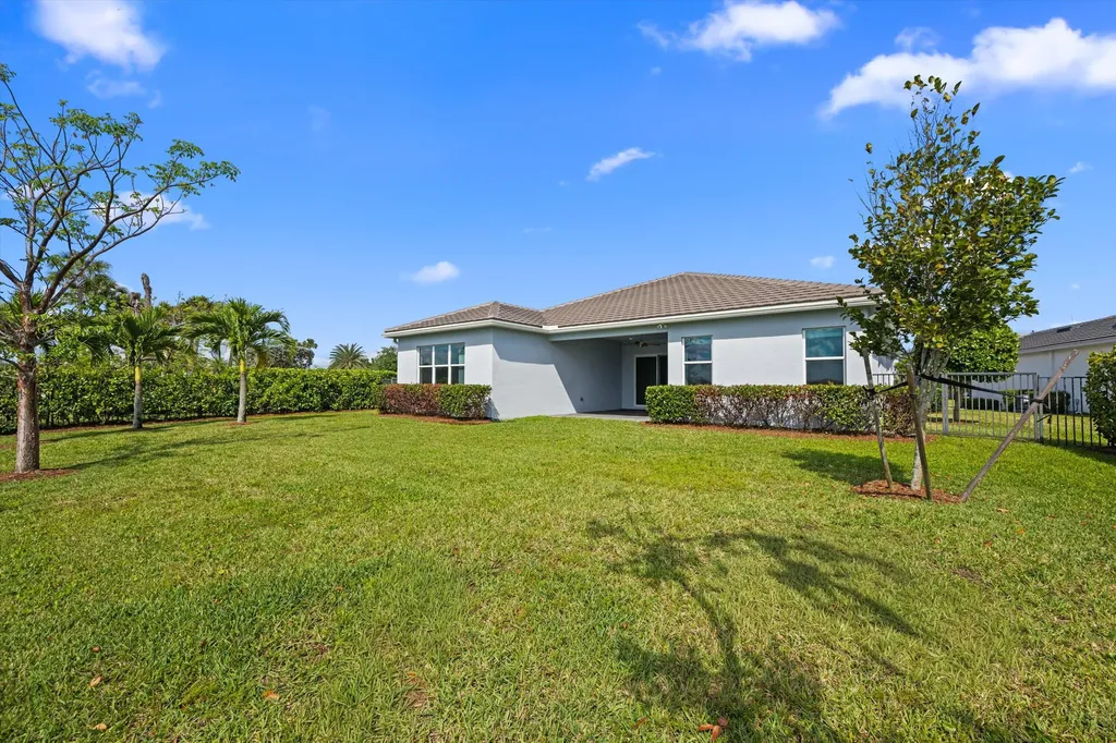 15208 Goldfinch Circle Westlake FL 33470
