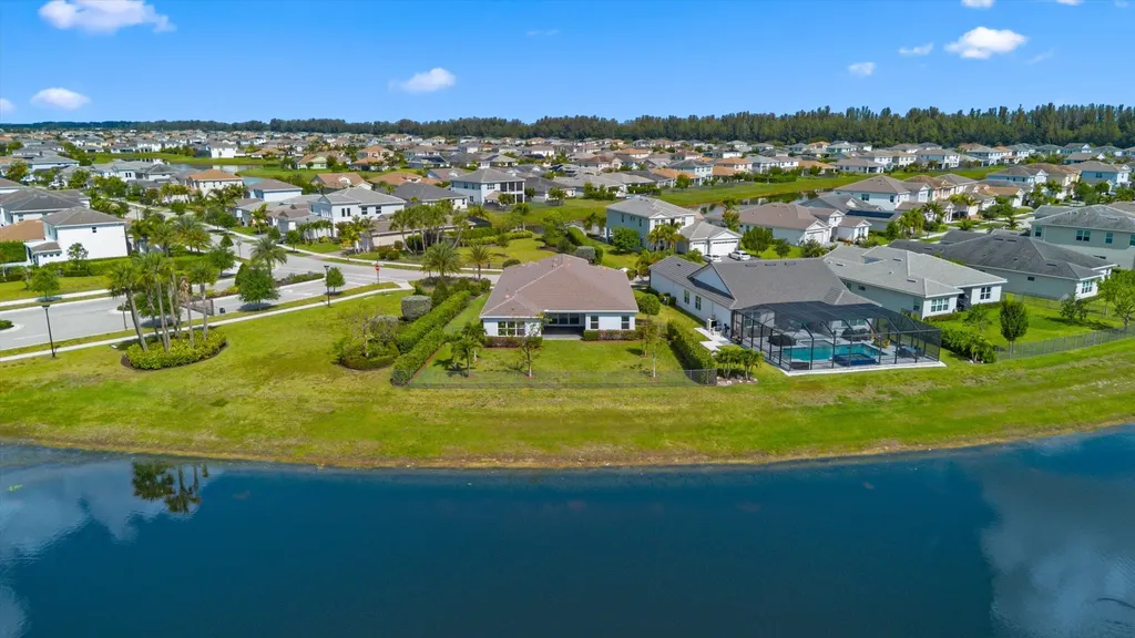 15208 Goldfinch Circle Westlake FL 33470