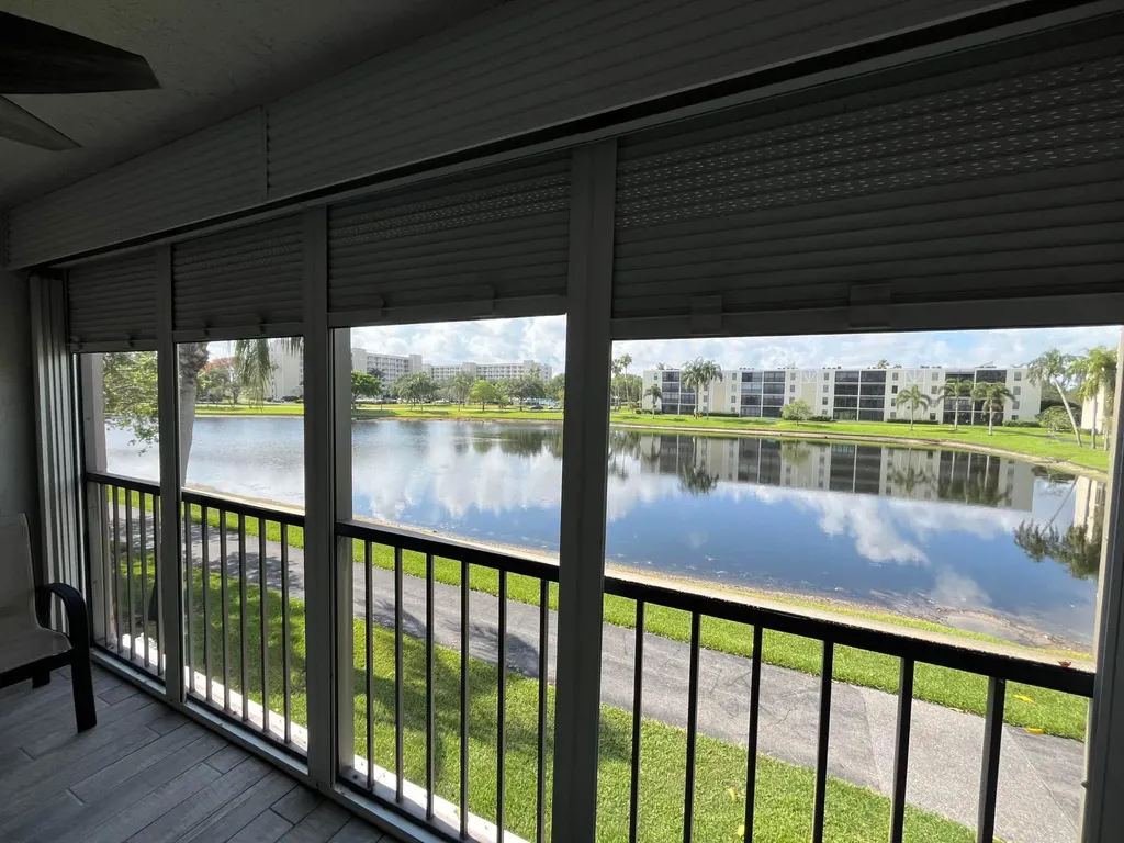 7340 Amberly Lane Delray Beach FL 33446