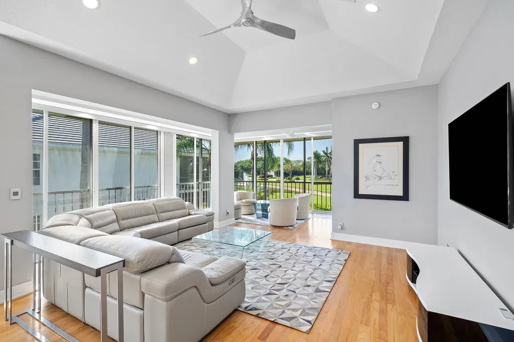 5196 Lake Catalina Drive Boca Raton FL 33496