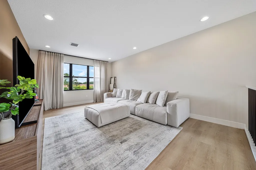 8124 Crystal Downs Avenue Boca Raton FL 33434