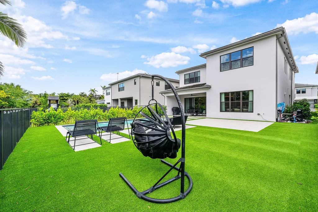 8124 Crystal Downs Avenue Boca Raton FL 33434