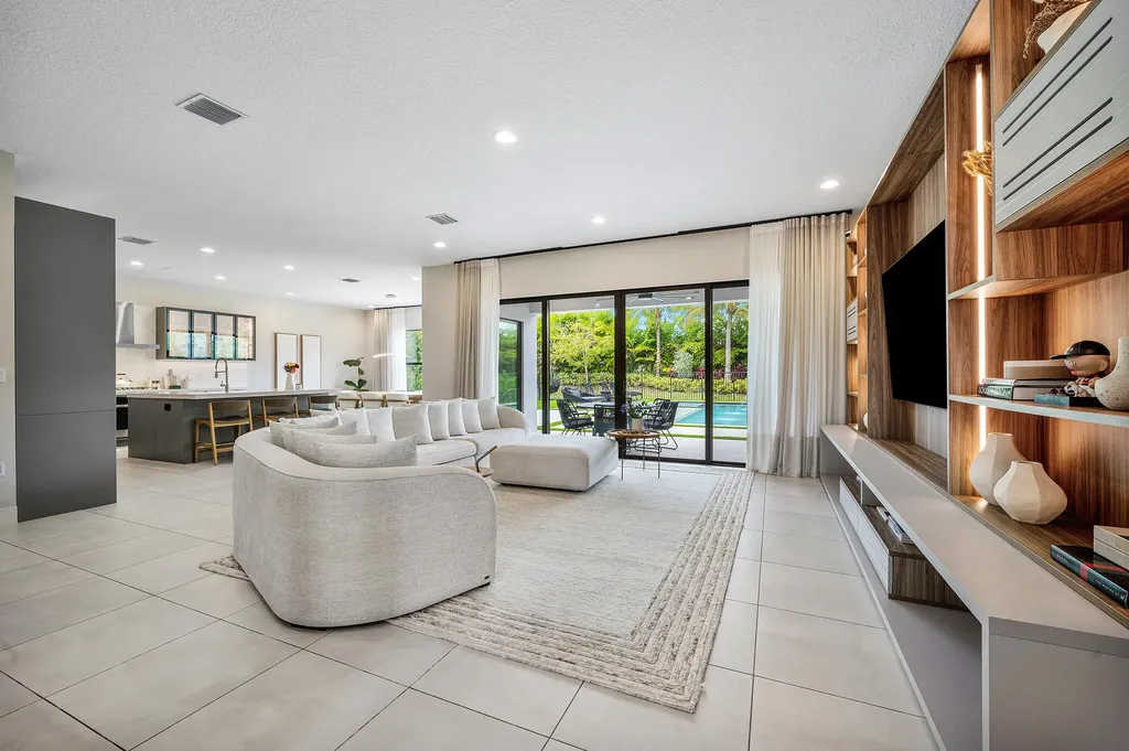 8124 Crystal Downs Avenue Boca Raton FL 33434