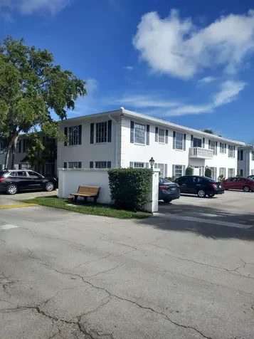 2180 NE 67th Street Fort Lauderdale FL 33308