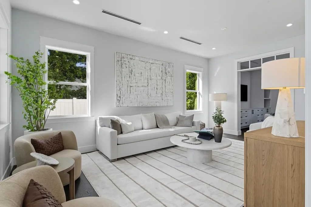 11823 Lake Shore Place North Palm Beach FL 33408