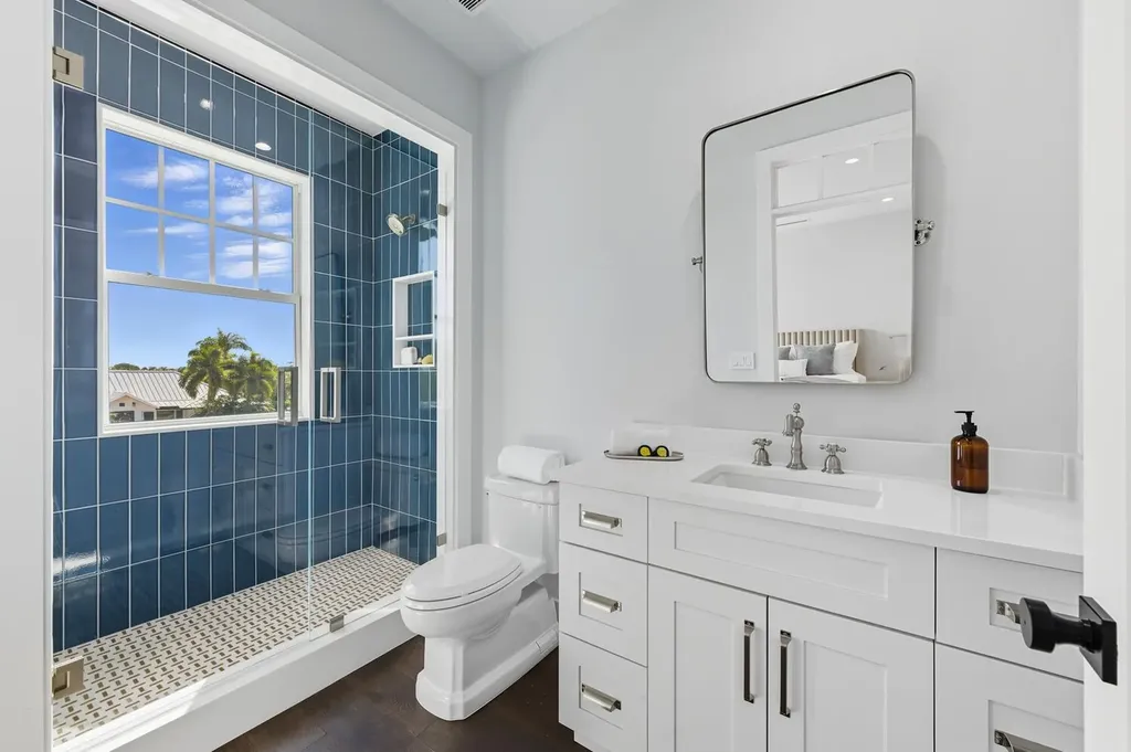 11823 Lake Shore Place North Palm Beach FL 33408