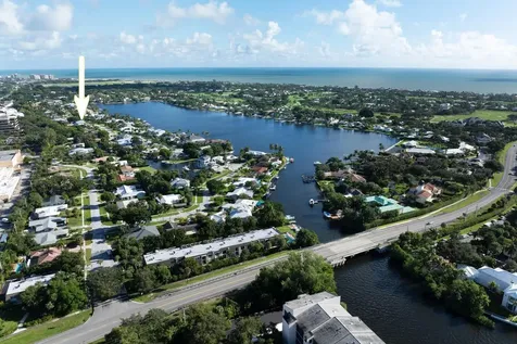 11823 Lake Shore Place North Palm Beach FL 33408