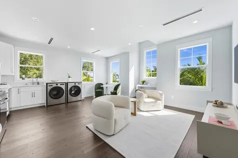 11823 Lake Shore Place North Palm Beach FL 33408