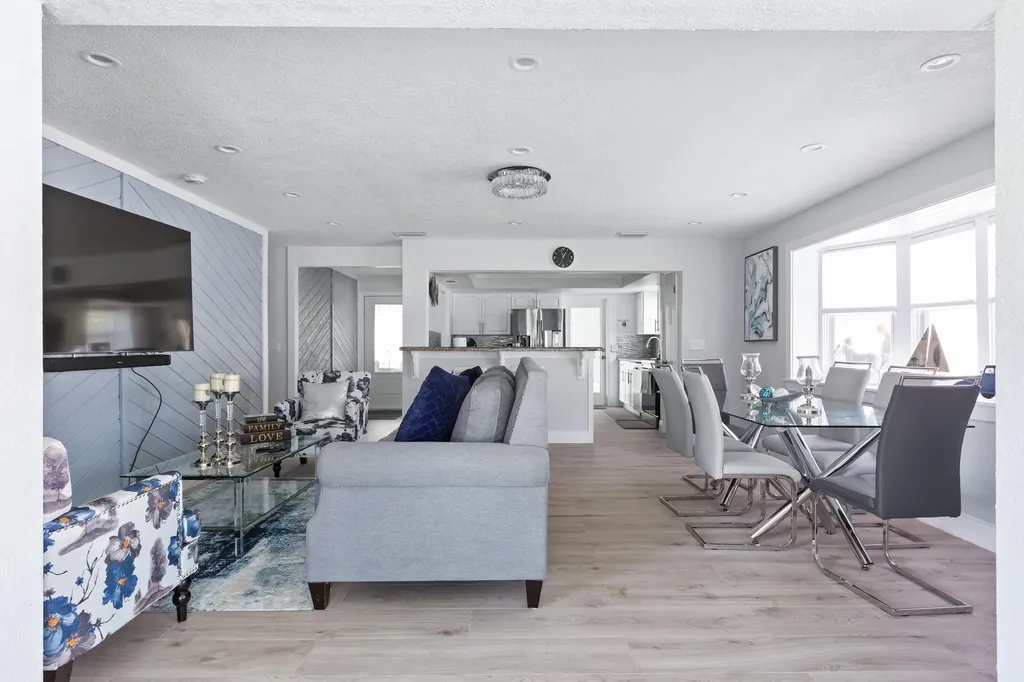 10044 Dasheen Avenue Palm Beach Gardens FL 33410